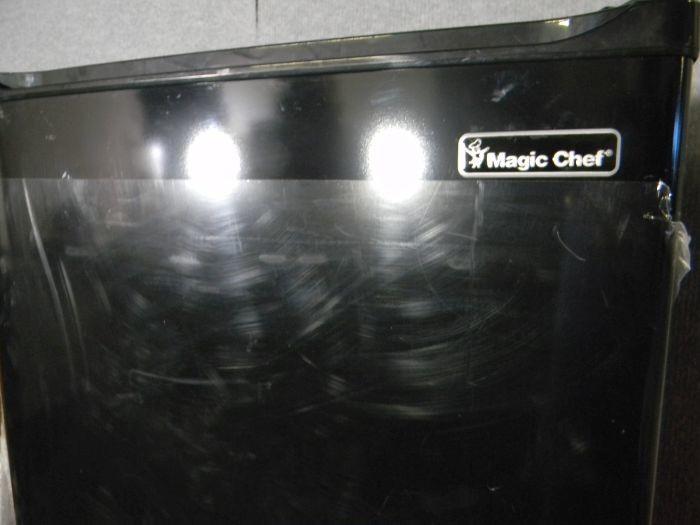 magic chef hmbr350be1