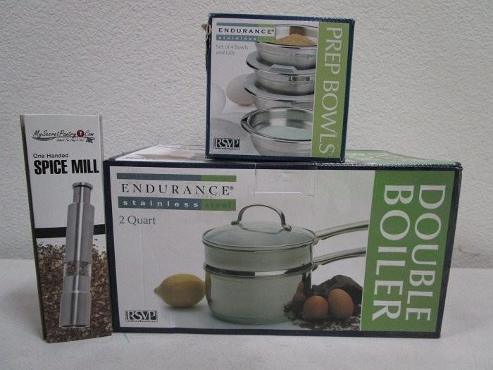 2 Endurance Stainless Steel Kitchen Items Including 2 Quart