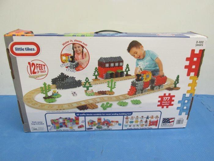 little tikes waffle blocks steam train deluxe
