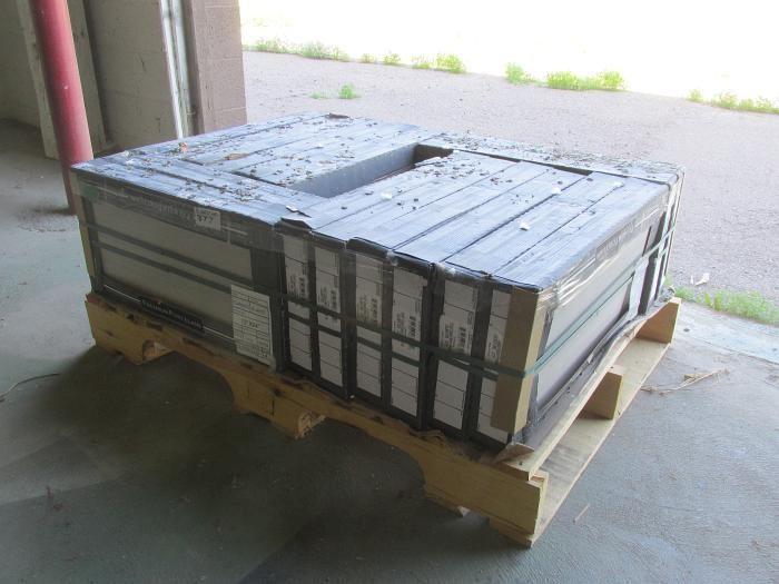 Pallet Of 16 Boxes Of Premier Decor By Msi 12 X 24 Classico