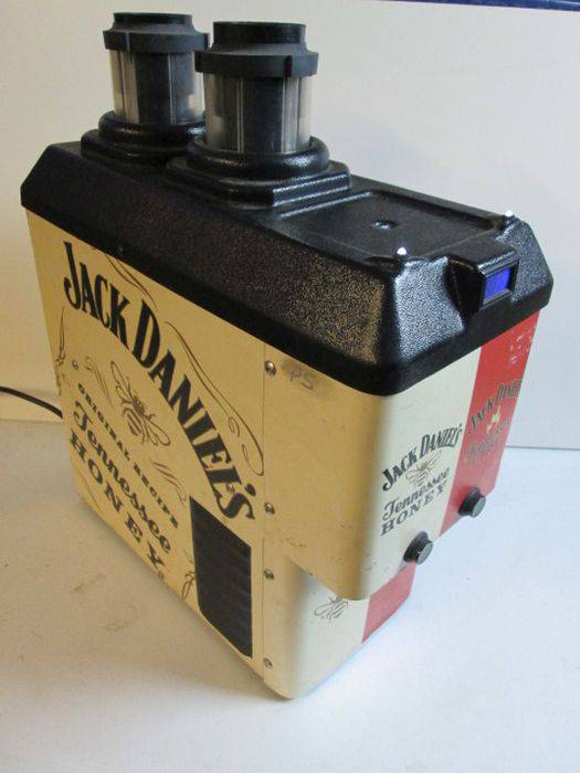 Jack Daniel's Slim Shot-2 Tennessee Honey/Tennessee Fire 2-Bottle  Beverage Shot Chiller Auction