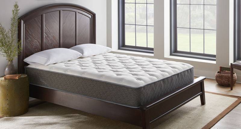 onyx plush mattress