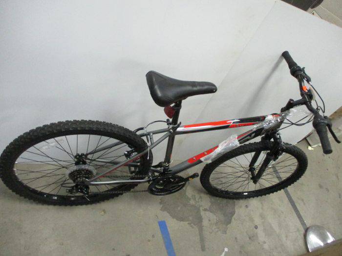 huffy alpine men's mountain bike