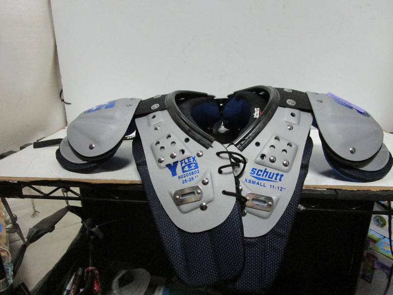 schutt y flex 4.2 shoulder pads