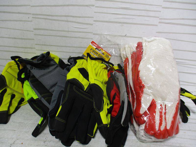 Mixed Gloves (AS-IS) Auction