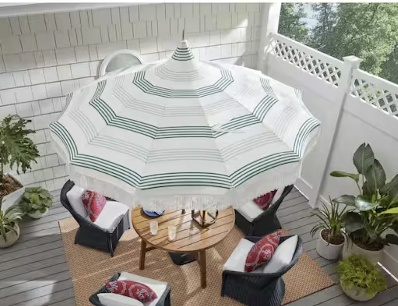 Dusty but new) Exclusive Hampton Bay Aluminum Market Auto