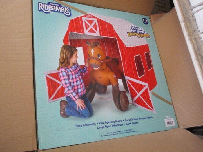 rideamals barn play tent