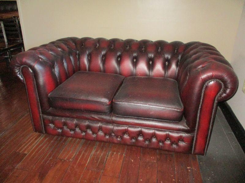 Leather Tufted Sofa With Rivet Design 61 X 37 X 28 Auction Auction Nation