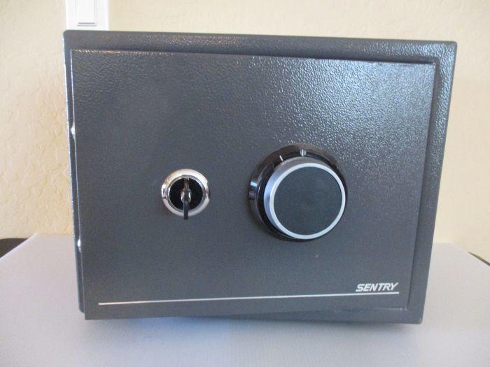 Auction Nation Auction PHOENIX, AZ ONSITE Estate Liquidation Auction